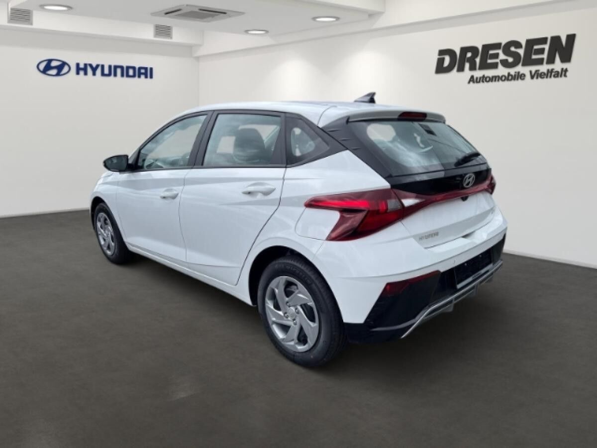 Hyundai i20 1.2 Select⚠️| Navi | Funktionspaket | Tempomat | Rückfahrkamera