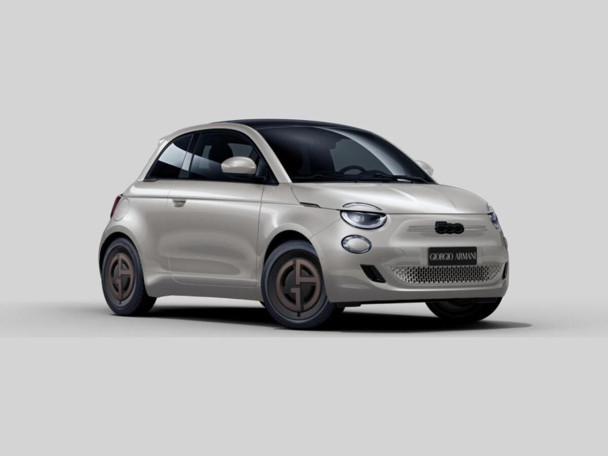 Fiat 500e Giorgio Armani Collector´s Edition | Privat
