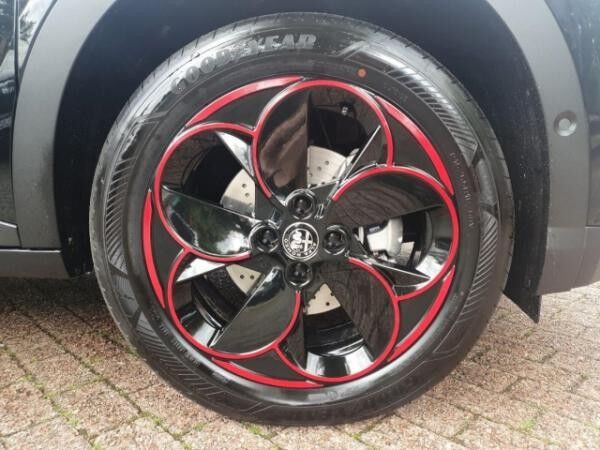 Alfa Romeo Junior Ibrida SPECIALE -Lehmann-Sportivo-SABELT-Panoramadach-TechnologiePaket