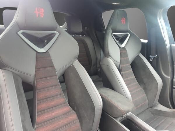 Alfa Romeo Junior Ibrida SPECIALE -Lehmann-Sportivo-SABELT-Panoramadach-TechnologiePaket