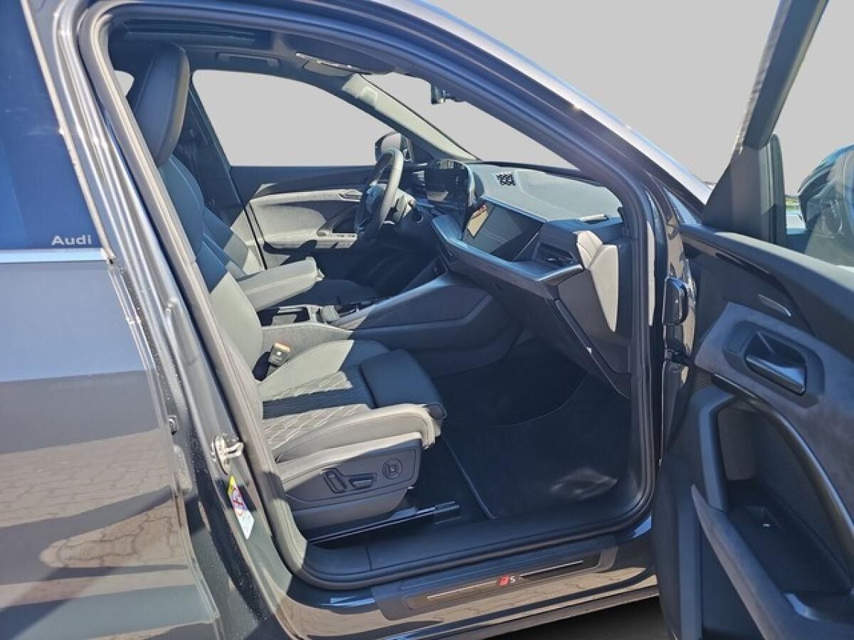 Audi SQ5 Sportback Luftfeder Leder Pano Tech pro UPE 104.600€