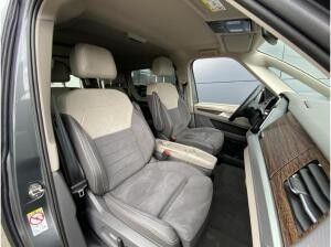 Volkswagen T7 Multivan 1.5 eHybrid 4Mo DSG Style lang VIS AHK Volkswagen T7 Multivan 1.5 eHybrid 4Mo DSG Style lang VIS AHK