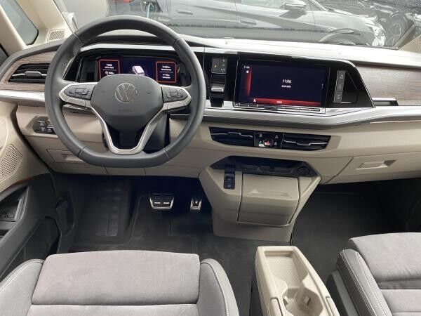 Volkswagen T7 Multivan 1.5 eHybrid 4Mo DSG Style lang VIS AHK