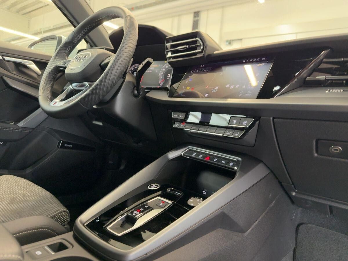 Audi A3 Sportback 35 TFSI S line AHK SONOS Kamera Navi LED