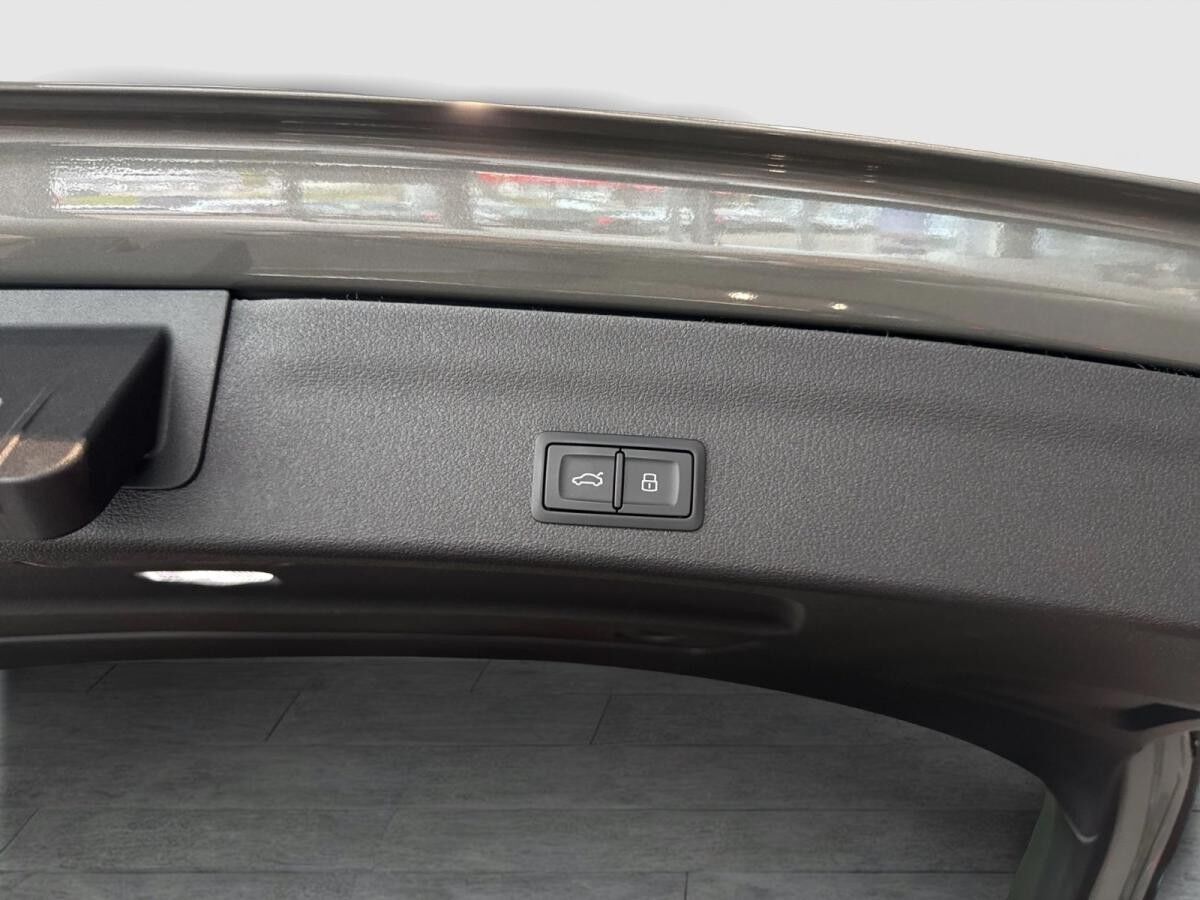 Audi S6 Avant Pano ACC Matrix LED