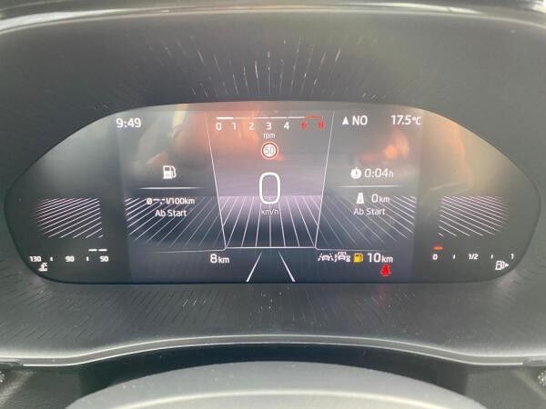 Skoda Fabia 1.0 TSI Selection Klima LED APP Sitzheizung