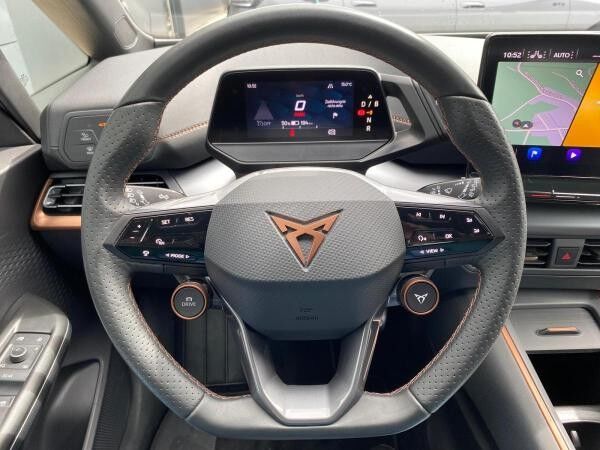 Cupra Born 170kW 231PS 58 kWh NAVI APP LED 360° Shzg