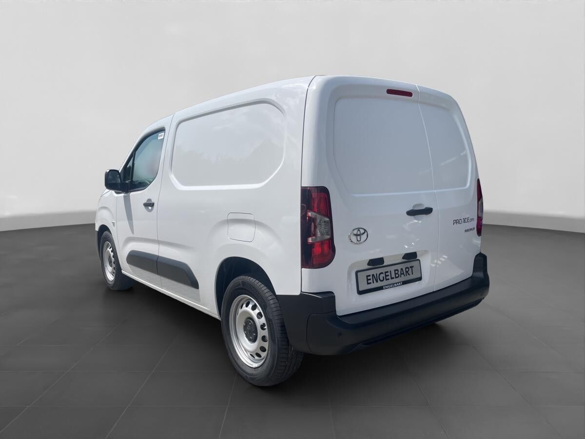 Toyota Proace City L1 verblecht 4-türig Electric Duty 50 kWh Vollelektrisch 100 kW (136 PS) stufenlose Automatik