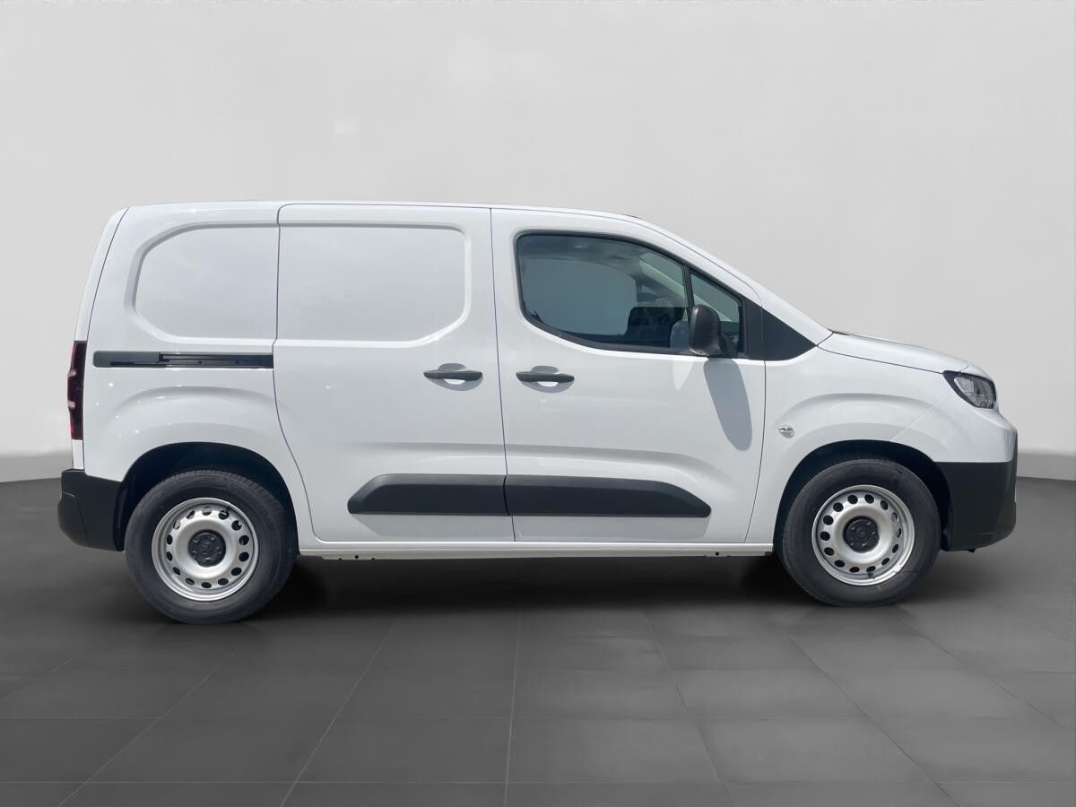Toyota Proace City L1 verblecht 4-türig Electric Duty 50 kWh Vollelektrisch 100 kW (136 PS) stufenlose Automatik