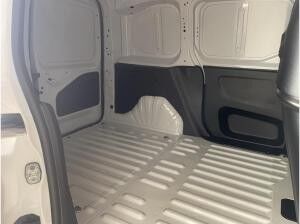 Toyota Proace City L1 verblecht 4-türig Electric Duty 50 kWh Vollelektrisch 100 kW (136 PS) stufenlose Automatik