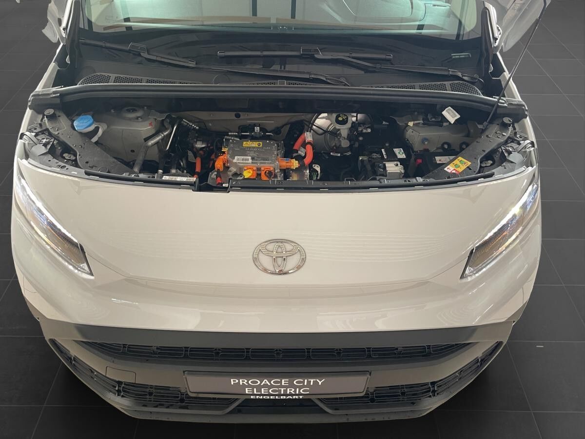 Toyota Proace City L1 verblecht 4-türig Electric Duty 50 kWh Vollelektrisch 100 kW (136 PS) stufenlose Automatik