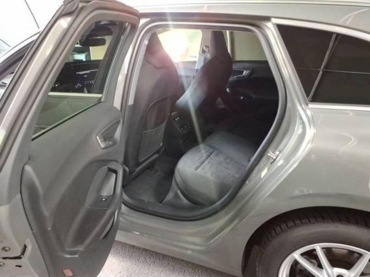 Audi A5 Avant TFSI qu. *LED+*AHK*Assistenz*