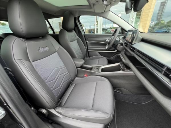 Jeep Avenger Summit Electric Elektro 360 KameraPanodach LED ACC El. Heckklappe