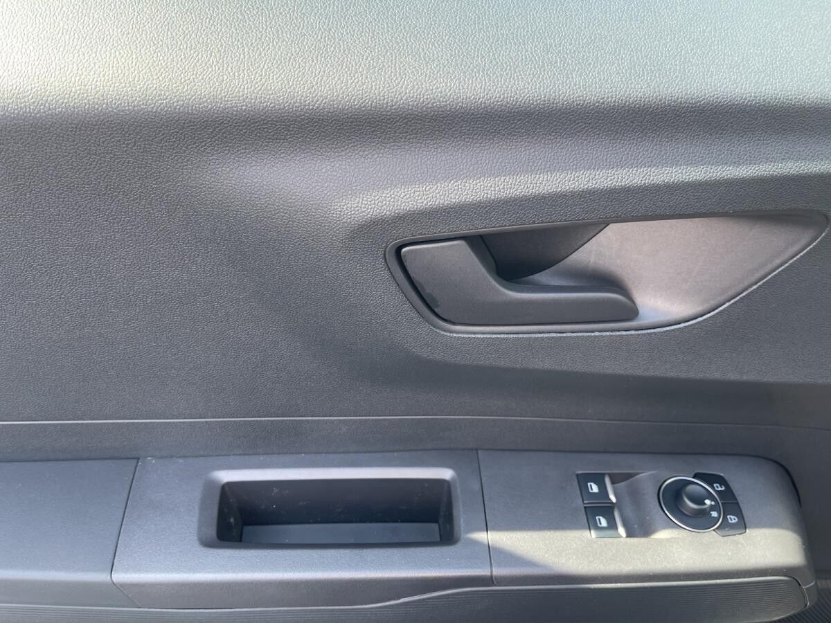 Ford Transit Courier Trend BEV Winter-Paket, Trennwand