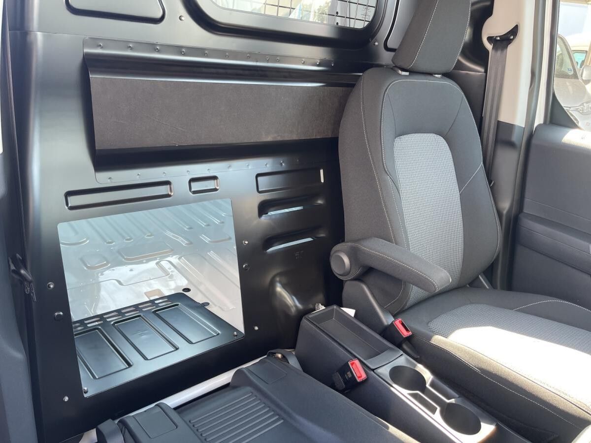 Ford Transit Courier Trend BEV Winter-Paket, Trennwand