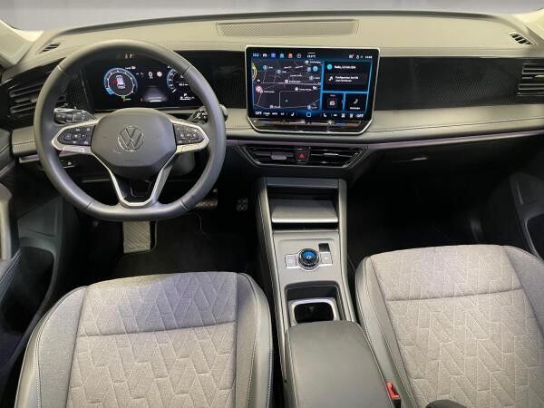 Volkswagen Tiguan Life 1.5 eTSI DSG  LED Plus Navi ACC Kamera SHZ AHK App-Connect Leichtmetallräder