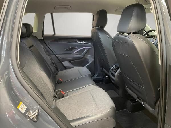 Volkswagen Tiguan Life 1.5 eTSI DSG  LED Plus Navi ACC Kamera SHZ AHK App-Connect Leichtmetallräder