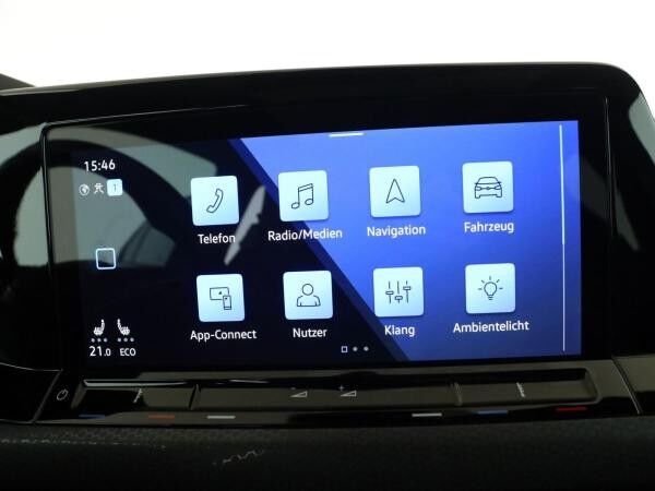 Volkswagen Golf VIII 1.4 TSIe GTE *HYBRID*Pano*AHK*LED*Navi*AppleCar*
