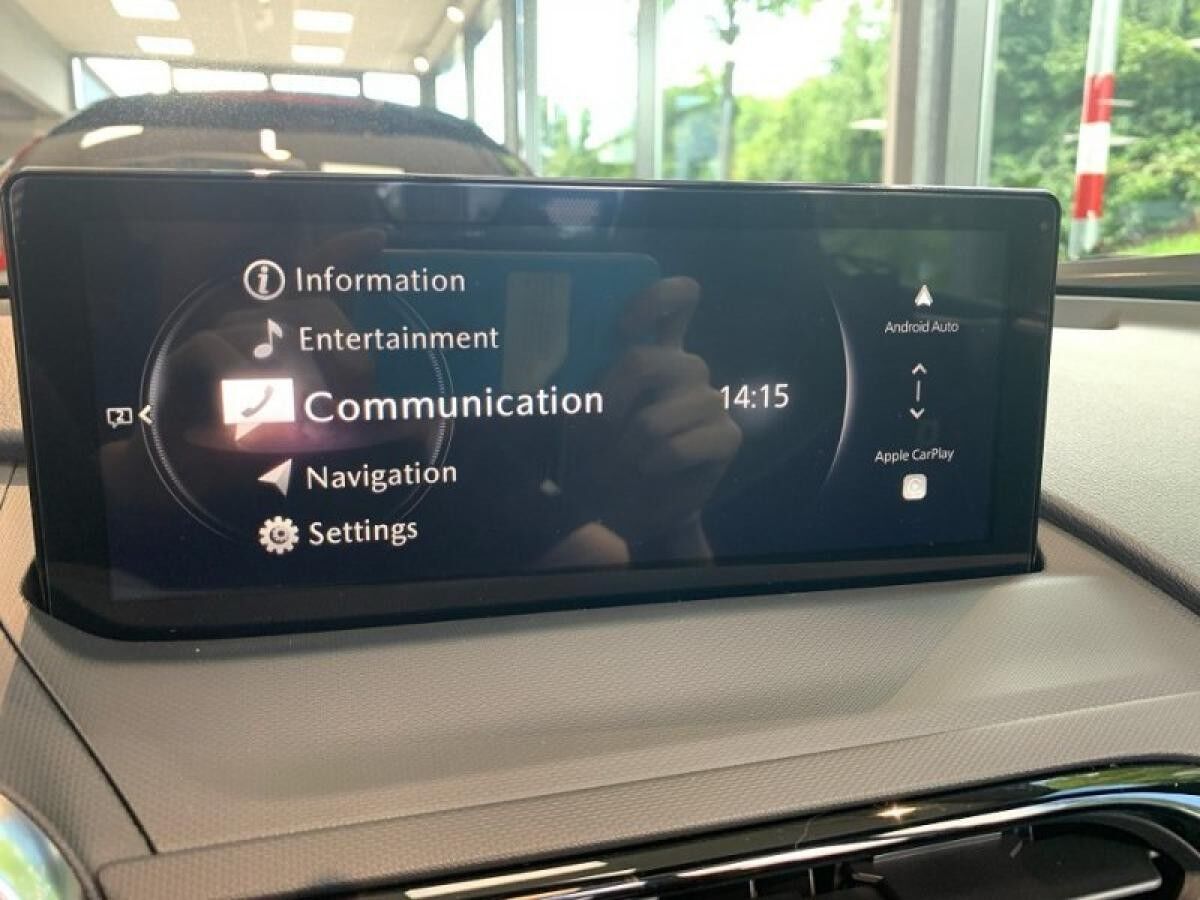 Mazda MX-5 2ST 1.5L SKYACTIV-G 132 6MT RWD HOMURA 2ST 1.5L SKYACTIV-G 132 6MT RWD HOMURA