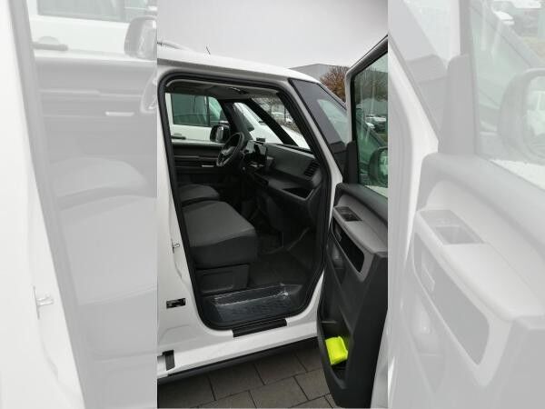 Volkswagen ID.Buzz Cargo Pro 210 kW    79kWh