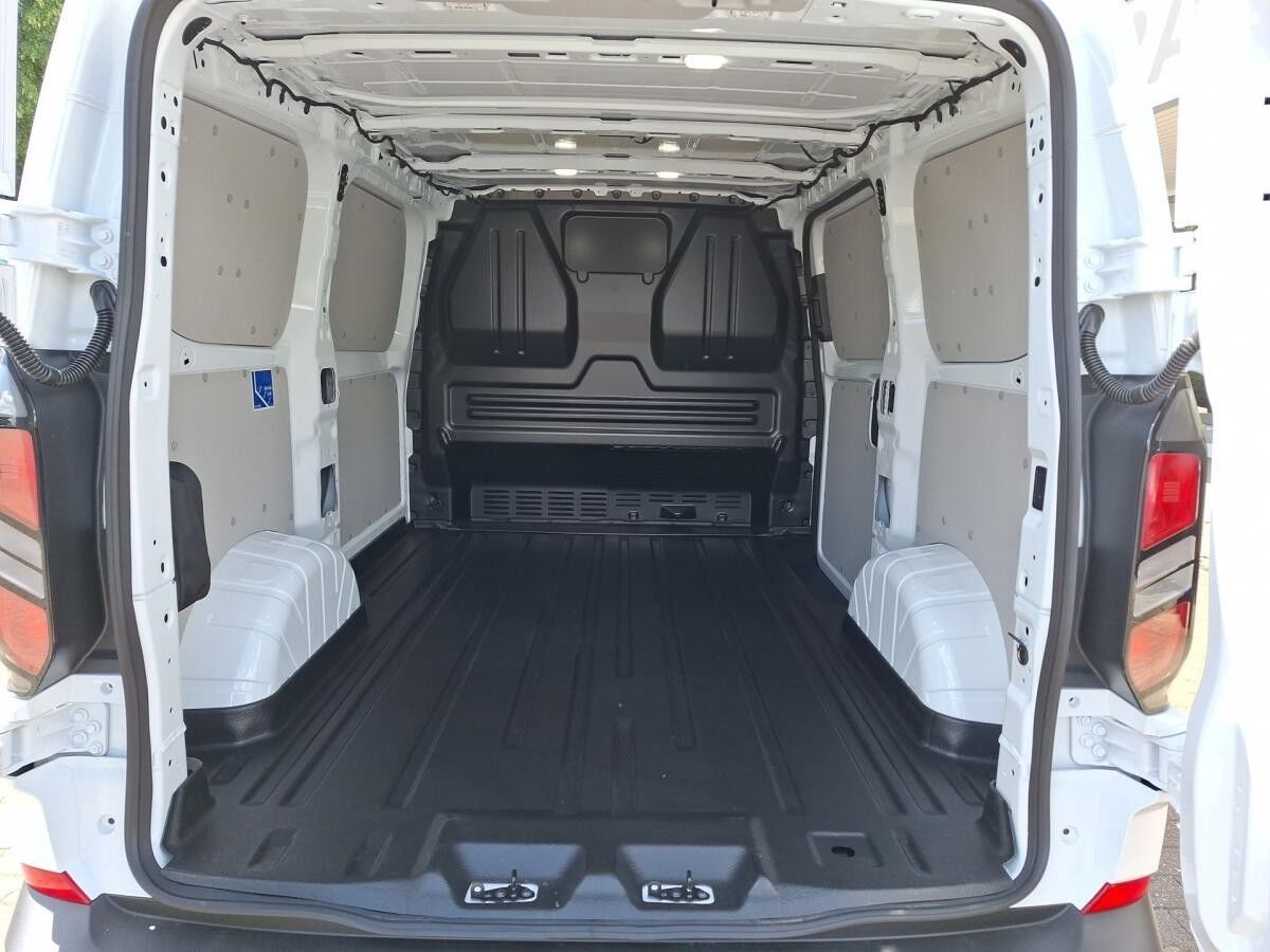 Ford Transit Custom Kasten Trend 320 L1 2,5 l ⚡PHEV 233PS⚡ ***Sofort Verfügbar***INKL. WARTUNG & VERSCHLEIß bei 36/48 M Ford Transit Custom Kasten Trend 320 L1 2,5 l ⚡PHEV 233PS⚡ ***Sofort Verfügbar***INKL. WARTUNG & VERSCHLEIß bei 36/48 M