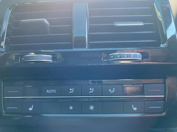 Volkswagen Touareg 3.0 TDI R-LINE BLACK MATRIX AHK RFK LUFT