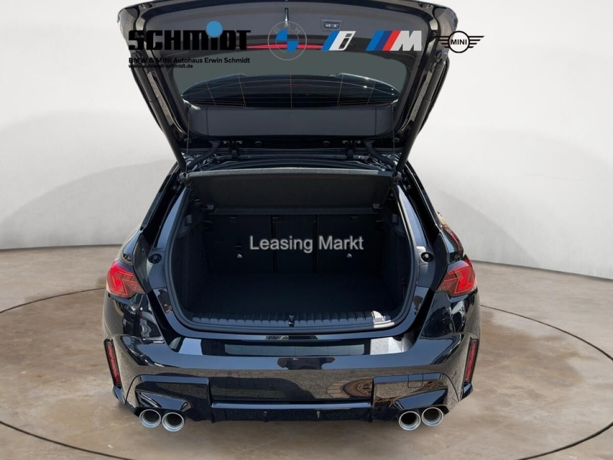 BMW 135 M xDrive / NP= 66.070,- / Pano / Memory /