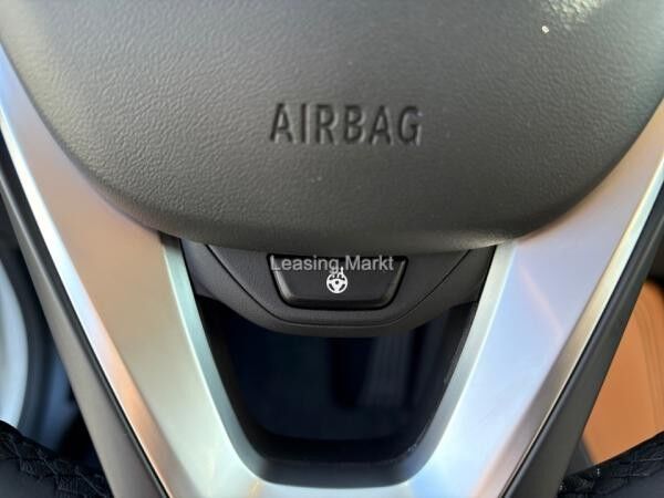 BMW X4 xDrive20i / NP= 64.090,- / Driving Assistant