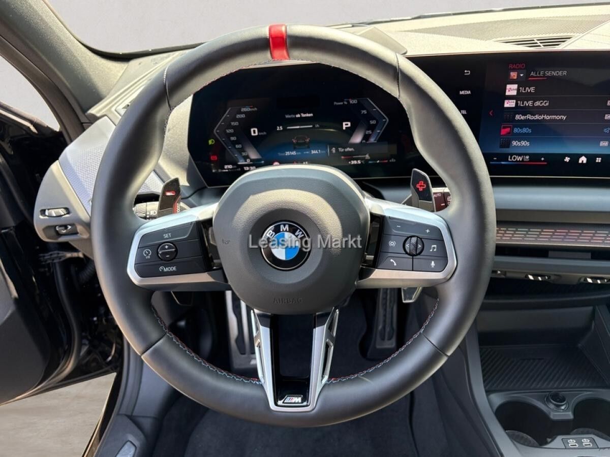 BMW 135 M xDrive / NP= 66.070,- / Pano / Memory /