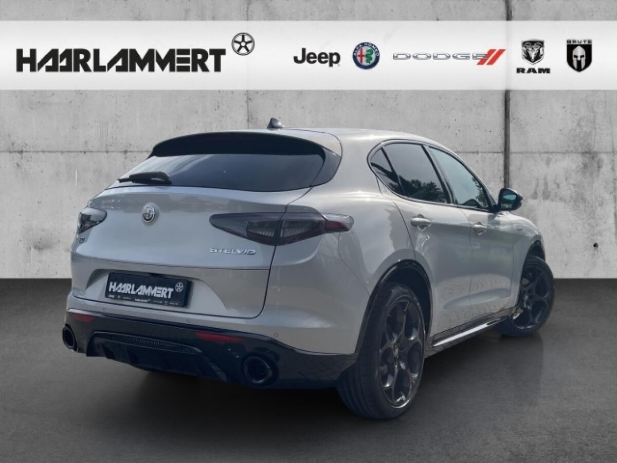 Alfa Romeo Stelvio Veloce Q4 2.2 PDC+KAMERA+CARPLAY+NAVI