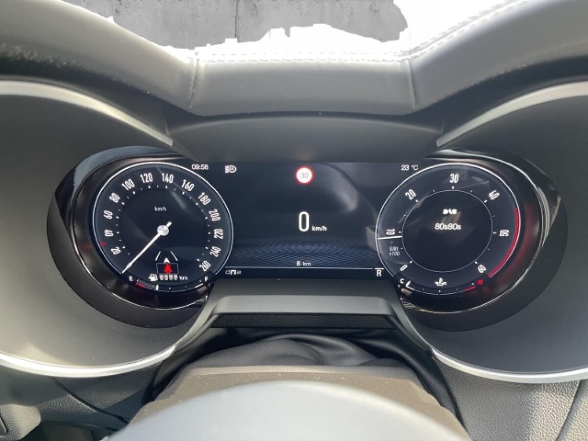 Alfa Romeo Stelvio Veloce Q4 2.2 PDC+KAMERA+CARPLAY+NAVI