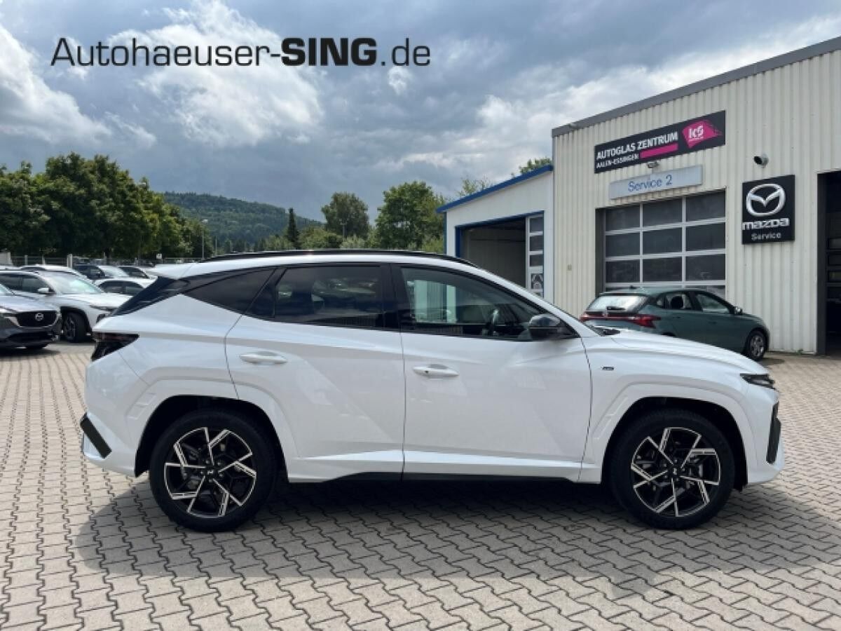 Hyundai TUCSON N-Line Automatik Pano Abstandstemp. LED MJ26