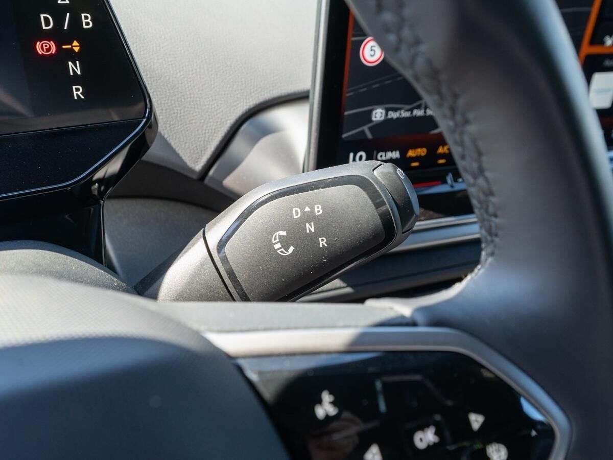 Volkswagen ID.4 Pure Performance LED NAV ACC WÄRMEPUMPE AHK // SOFORT VERFÜGBAR!!!