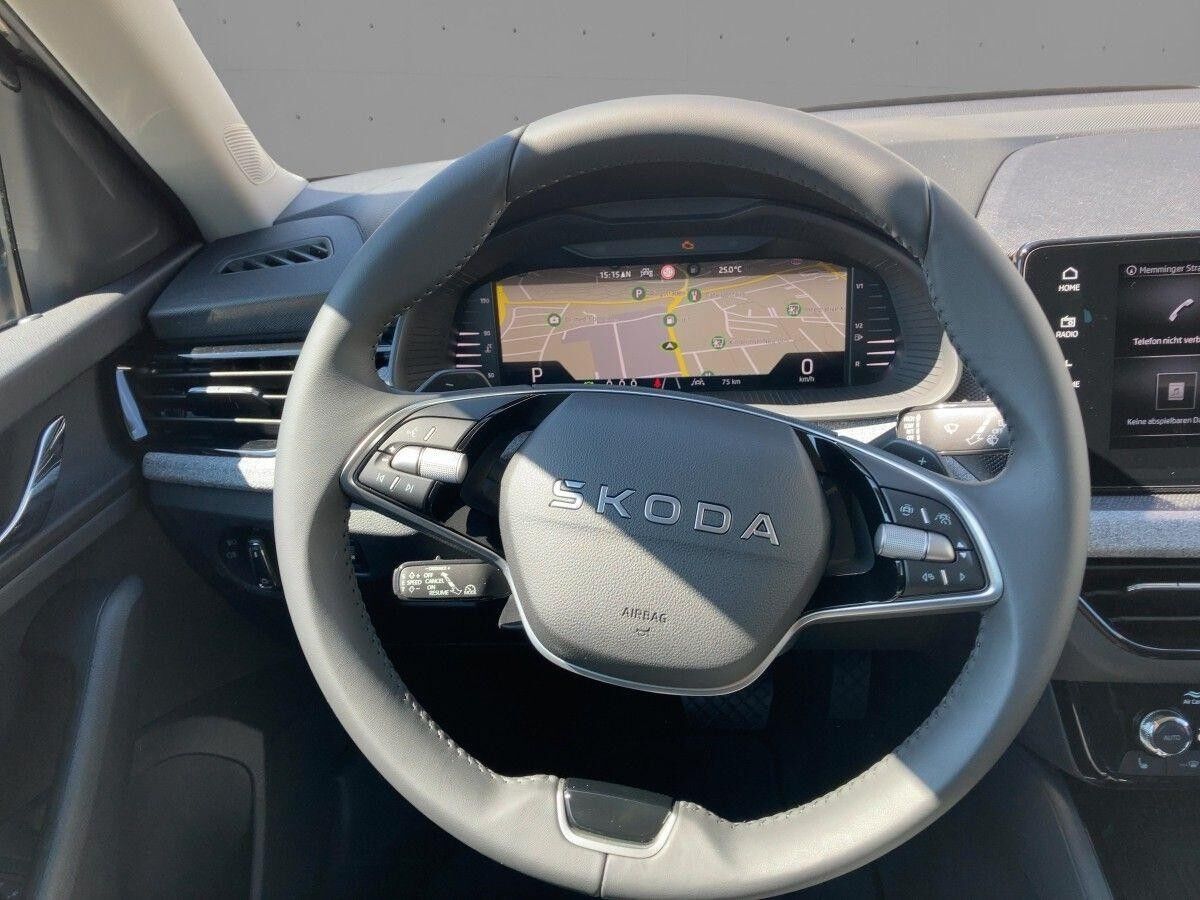 Skoda Kamiq Selection 1,5 TSI DSG AHK SHZ BIS 28.11.25