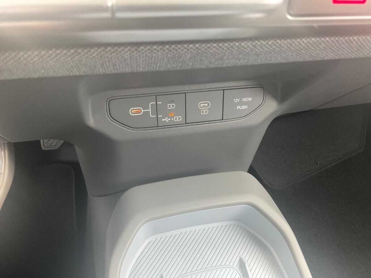 Kia EV3 58,h FWD AIR Spurhalteassistent*Navi