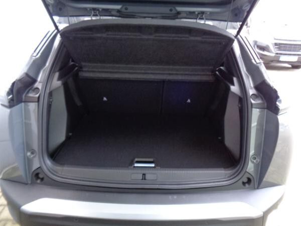 Peugeot 2008 Hybrid 136 e-DSC Allure Navi, LM, Sitzhzg.