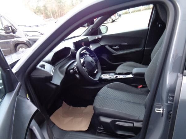 Peugeot 2008 Hybrid 136 e-DSC Allure Navi, LM, Sitzhzg.