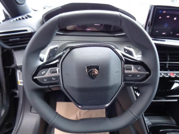 Peugeot 2008 Hybrid 136 e-DSC Allure Navi, LM, Sitzhzg.