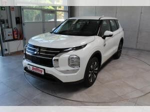 Mitsubishi Outlander PHEV Allrad/Standheizung/ACC/360°Kamera/LED
