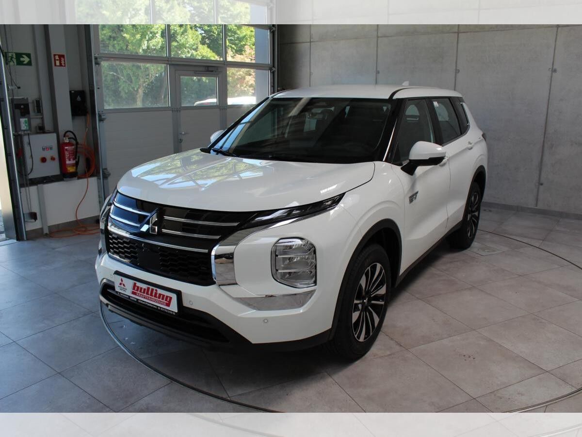 Mitsubishi Outlander PHEV Allrad/Standheizung/ACC/360° Kamera/LED