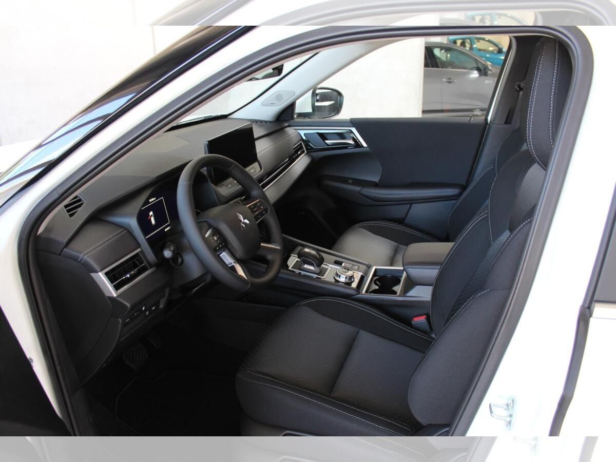 Mitsubishi Outlander PHEV Allrad/Standheizung/ACC/360° Kamera/LED