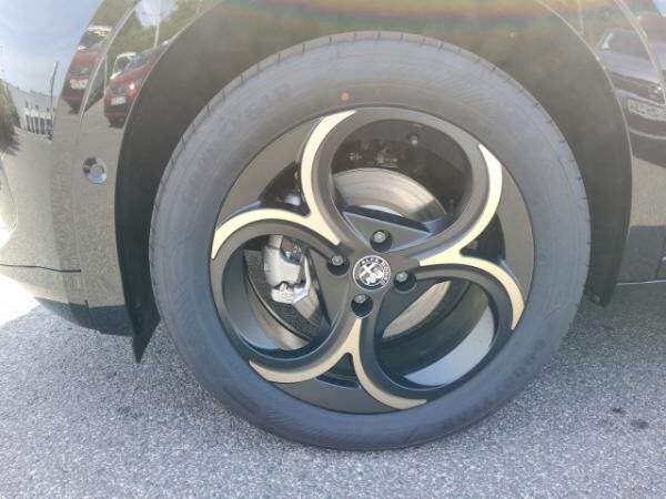 Alfa Romeo Junior Intensa Gewerbebestellaktion! Navi, 360°
