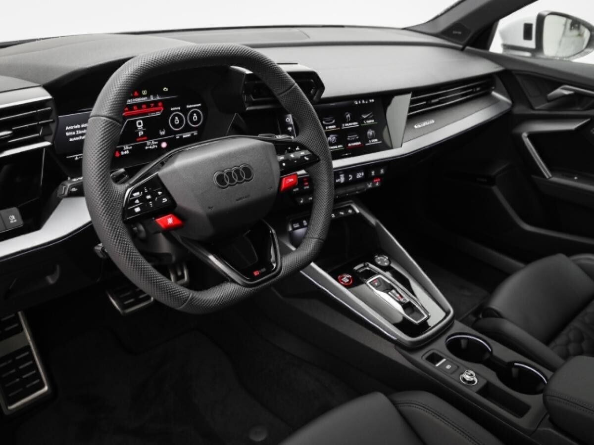 Audi RS3 Sportback Mod25 ACC Matrix Pano SONOS Sportabgas.