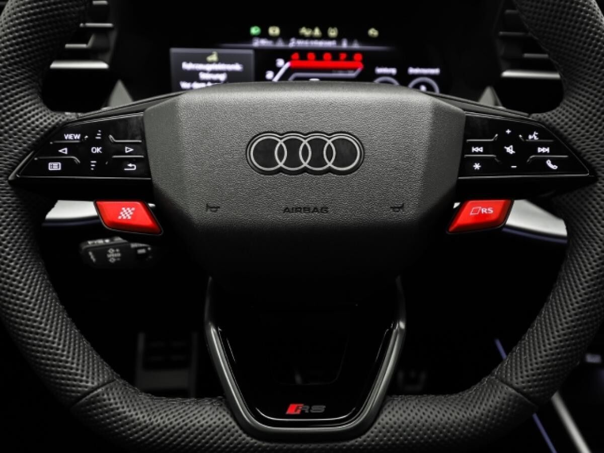Audi RS3 Sportback Mod25 ACC Matrix Pano SONOS Sportabgas.