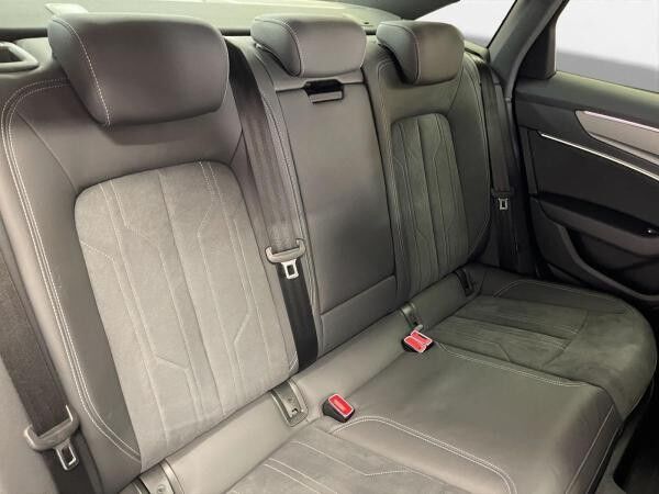 Audi A6 45 TFSI S line AHK Matrix LM 20" Navi RFK ACC