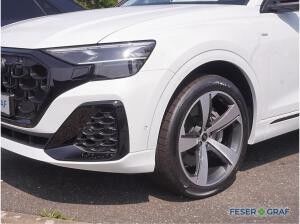 Audi Q8 SUV 55 S-Line TFSI e 4xSHZ ACC 22 Pano