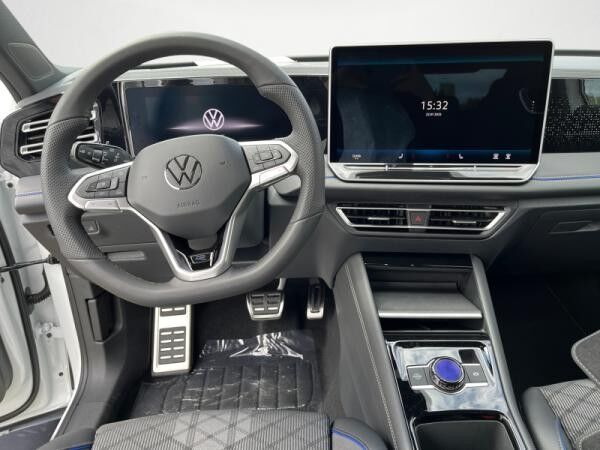 Volkswagen Tiguan R-Line // 265PS // AHK // Navi // HD-Matrix // IQ.Drive // BlackStyle // ⭐