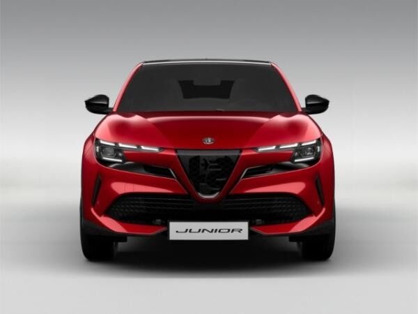 Alfa Romeo Junior Ibrida Speciale 1.2 VGT 48V-Hybrid Panorama