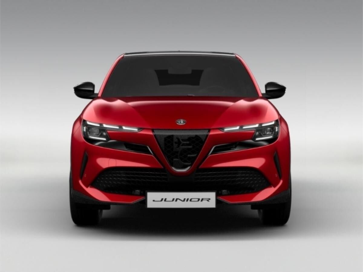 Alfa Romeo Junior Ibrida Speciale 1.2 VGT 48V-Hybrid Pano