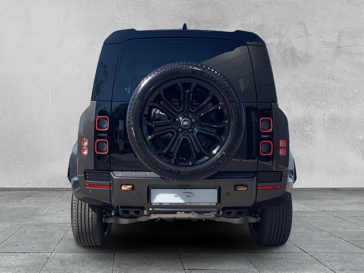 Land Rover Defender OCTA Defender 110 P635